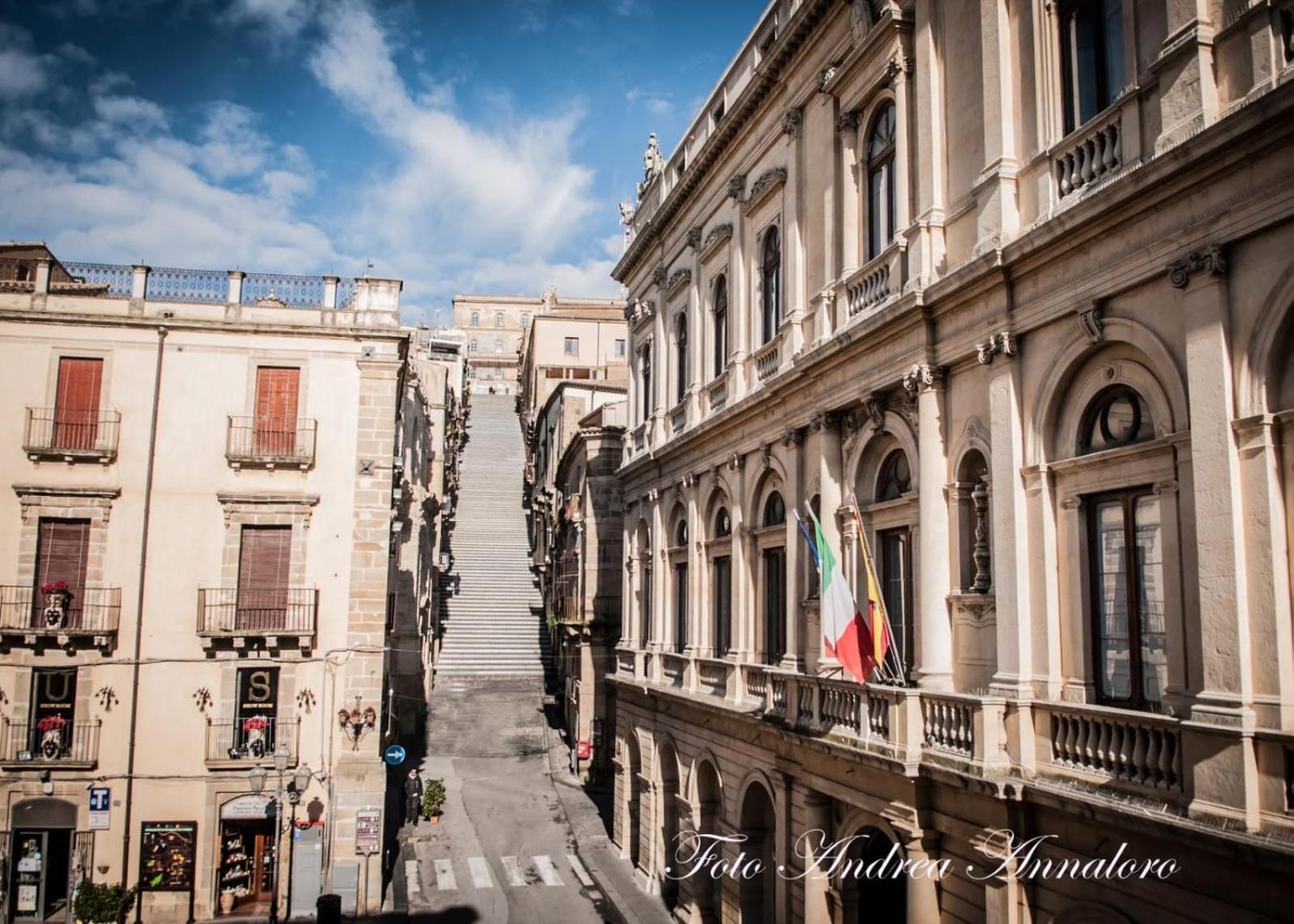 Apartamento Al Quarantuno Caltagirone Exterior foto
